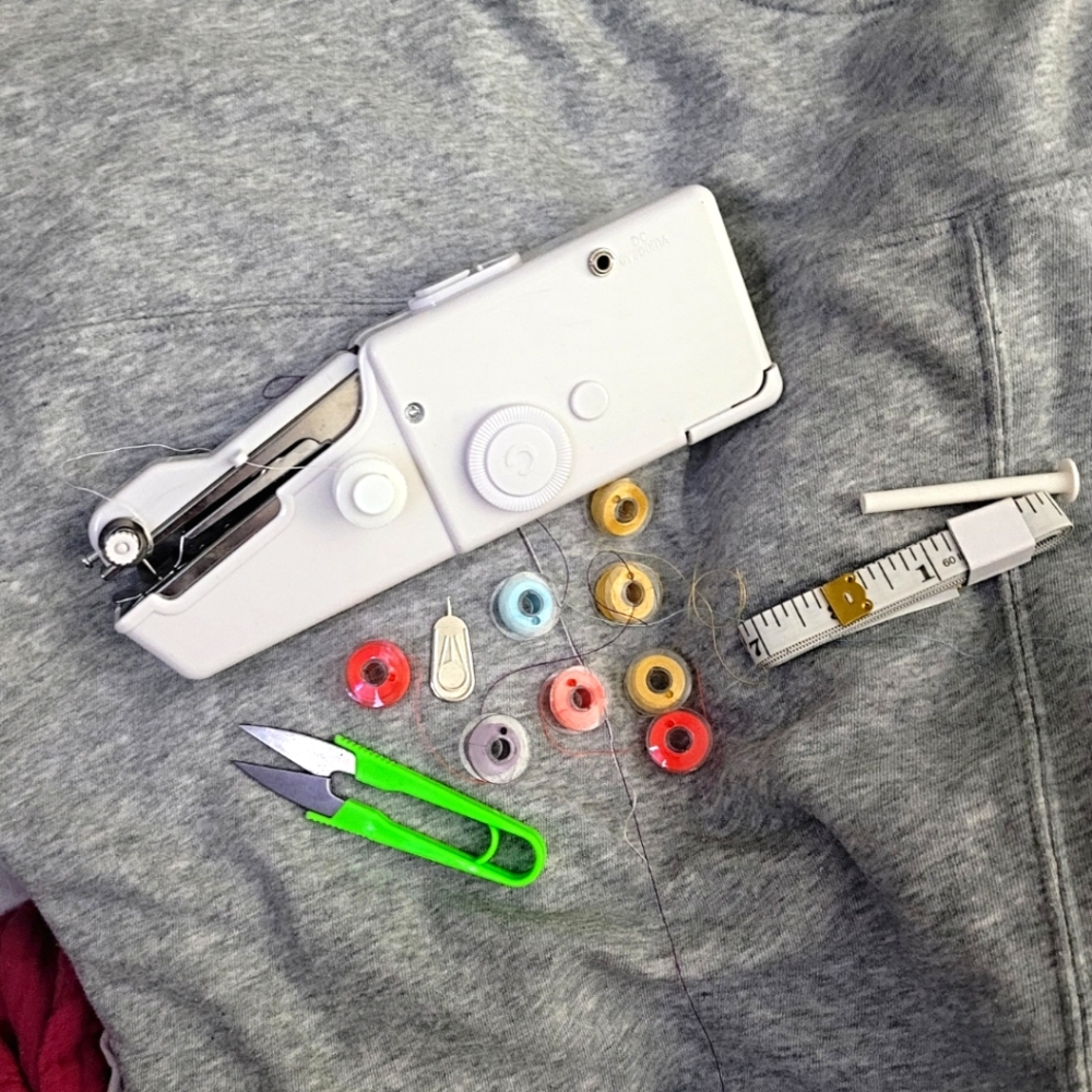 Handheld Sewing Machine
